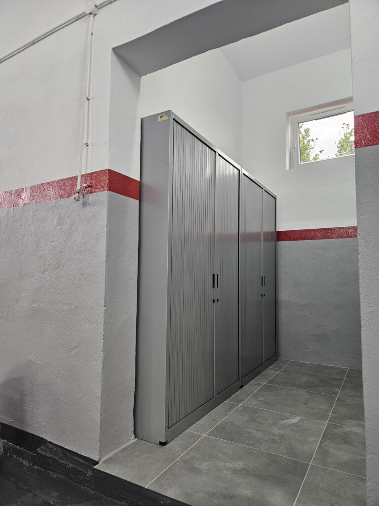 Bezpieczne przechowywanie narzędzi- najlepsze rozwiązania dla Twojego warsztatu! 34 Bezpieczne przechowywanie narzędzi- najlepsze rozwiązania dla Twojego warsztatu!