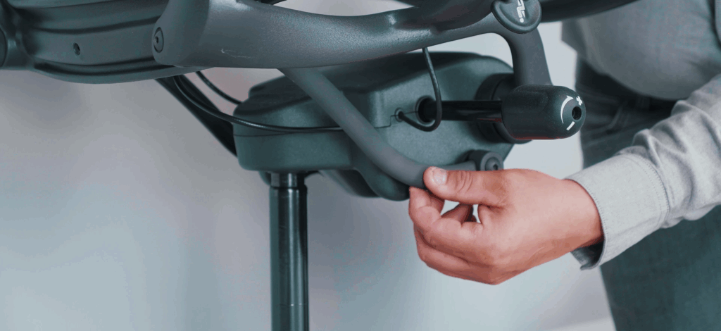 Herman Miller Aeron – luźne elementy? To nie wada, to przemyślany design! 54 Herman Miller Aeron – luźne elementy? To nie wada, to przemyślany design!